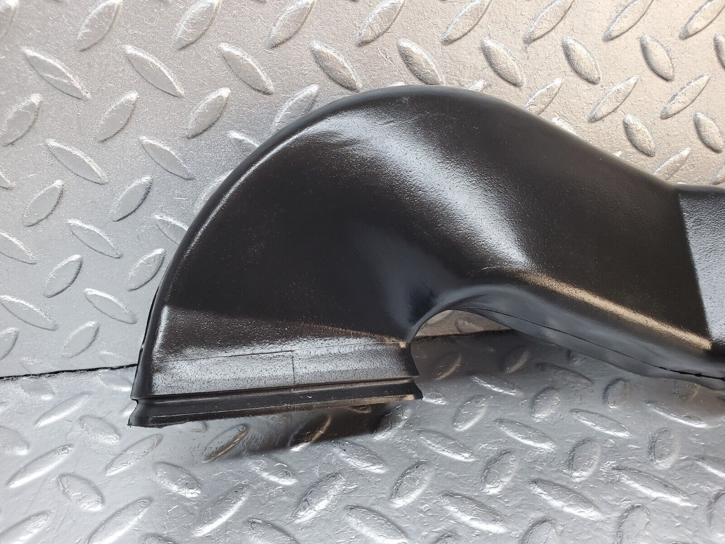 45927 Mercedes-Benz W126 420SE Dashboard Air Duct Right 1268312546