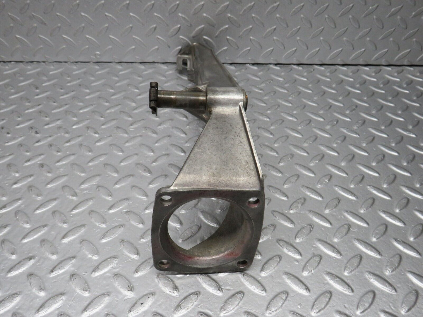 39891 Mercedes-Benz R107 350SL Brake Pedal Bracket 1072941101