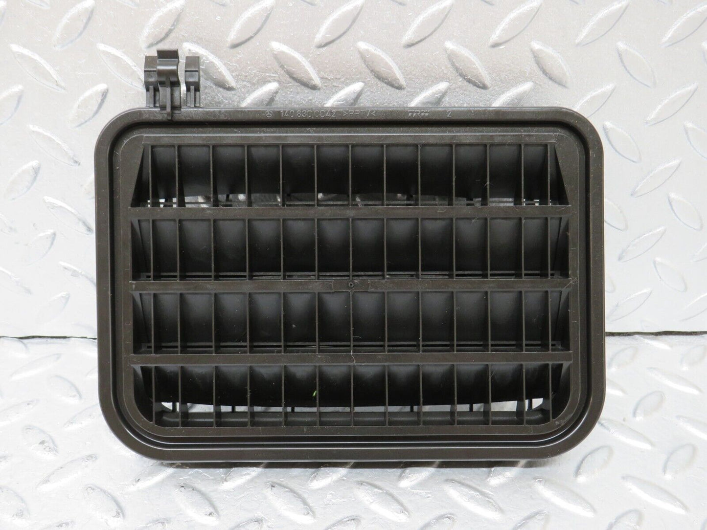 34952 Mercedes-Benz W210 320E Trunk Boot Air Vent Grill 1408300042