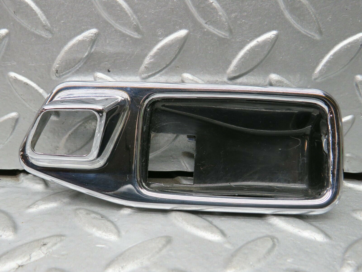 21975 Mercedes-Benz S123 280TE Wagon Chrome Frame For Door Opener Left 1167660111