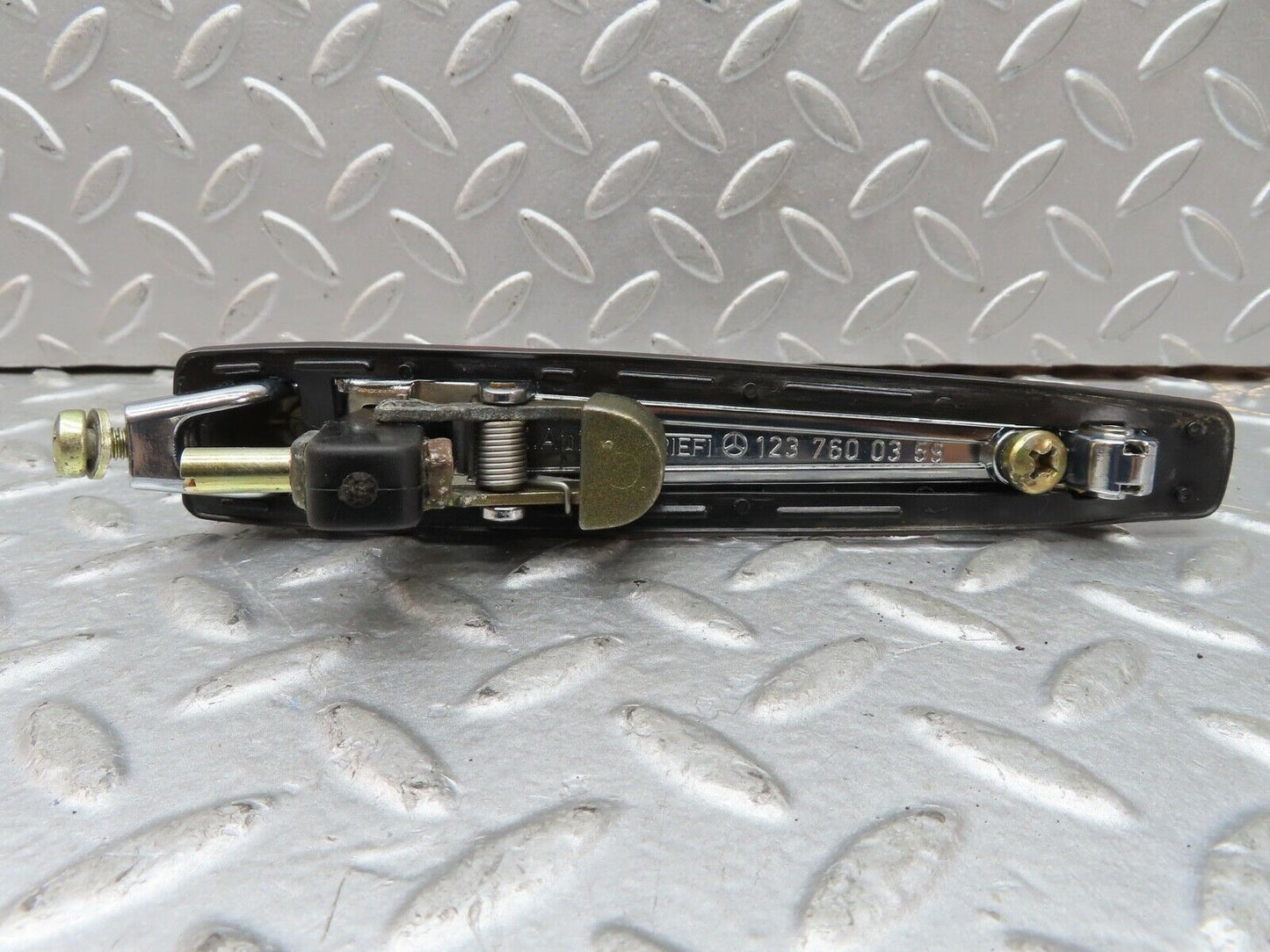 19151 Mercedes-Benz W123 300D Rear Exterior Door Handle 1237600359