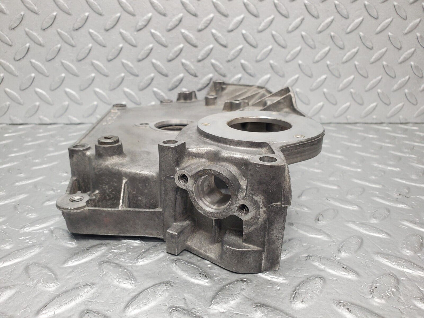 46155 Mercedes-Benz W124 280E Timing Chain Cover 1040162406