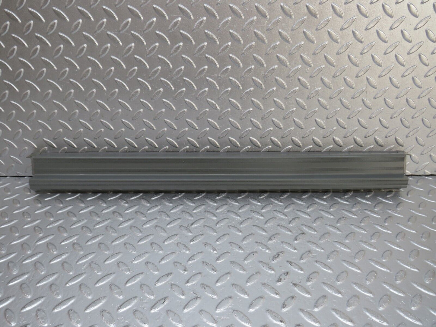 33589 Mercedes-Benz W201 190E 2.0L Front Right Door Sill Trim Grey