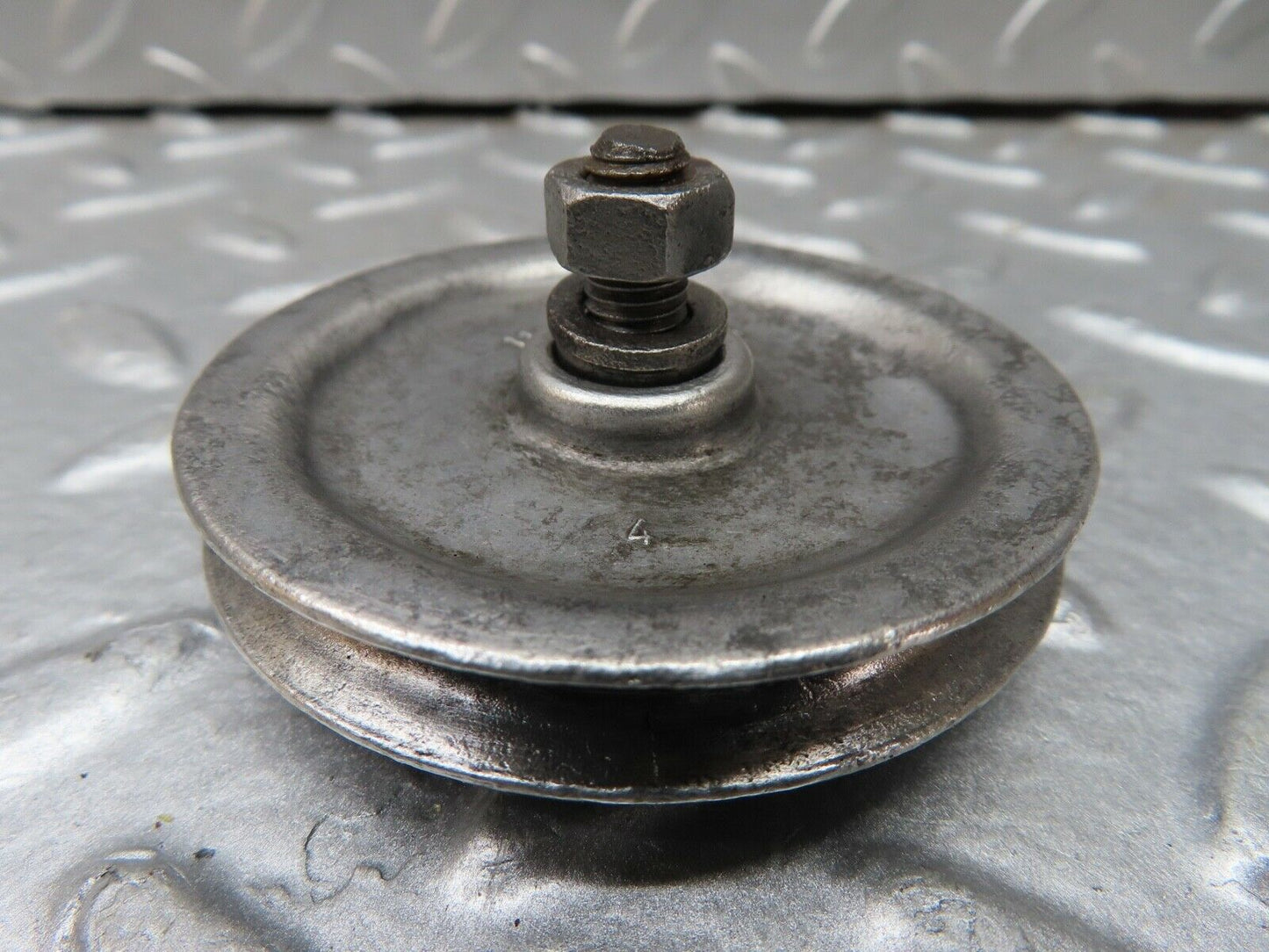 18257 Mercedes-Benz W111 220SE Coupe Handbrake Cable Pulley 1104270142