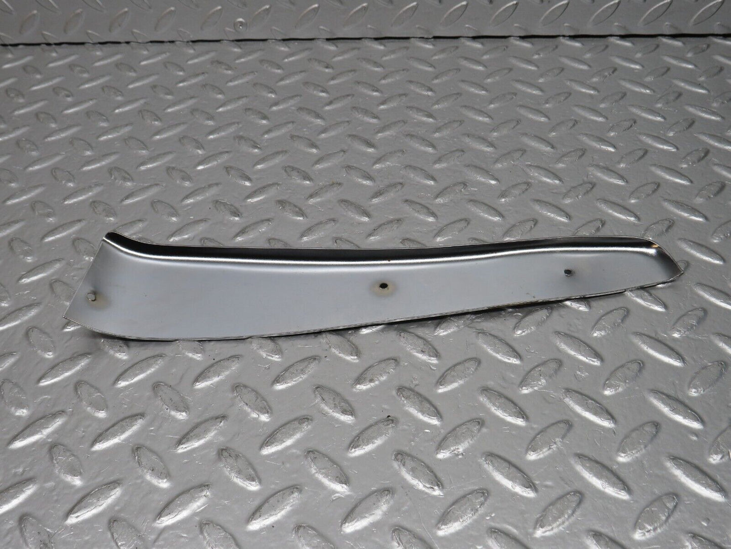 0737 Mercedes-Benz C107 350SLC Coupe Door Chrome Cover Right Side