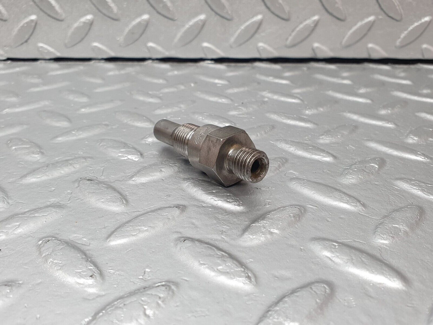 43369 Mercedes-Benz W108 280SE Fuel Injector Bosch DC8C45R2