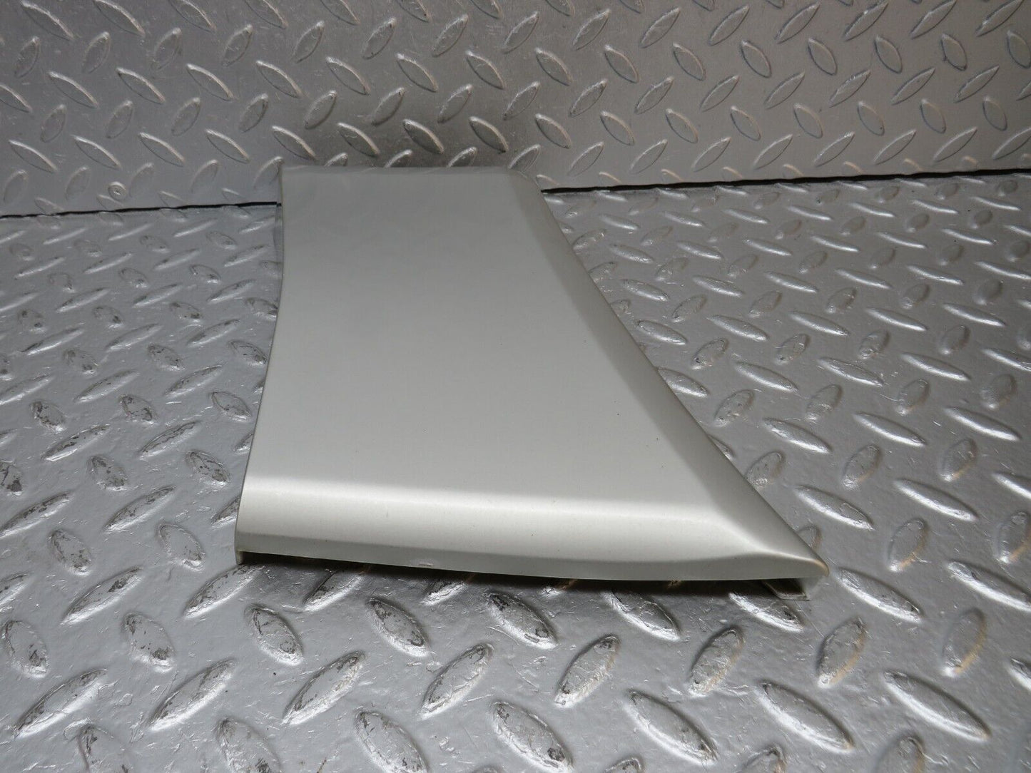 39683 Mercedes-Benz R129 320SL Coupe Rear Right Lower Moulding Trim 1296902440
