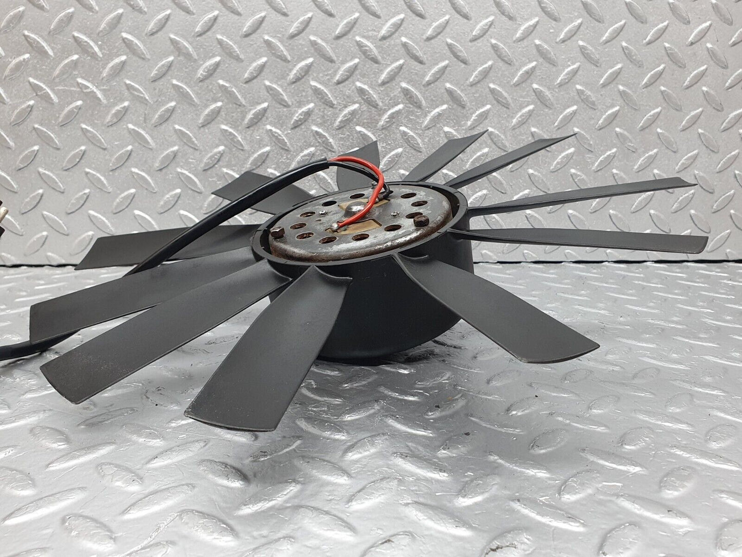 43808 Mercedes-Benz C126 380SEC Coupe Radiator Cooling Fan Bosch