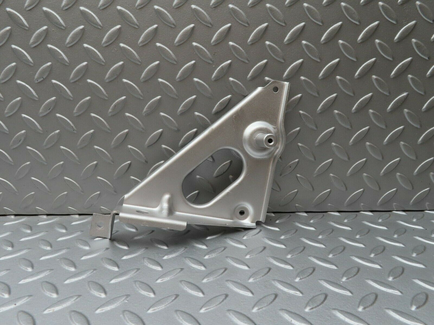 4168 Mercedes-Benz C123 230CE Coupe Handbrake Regulator Console