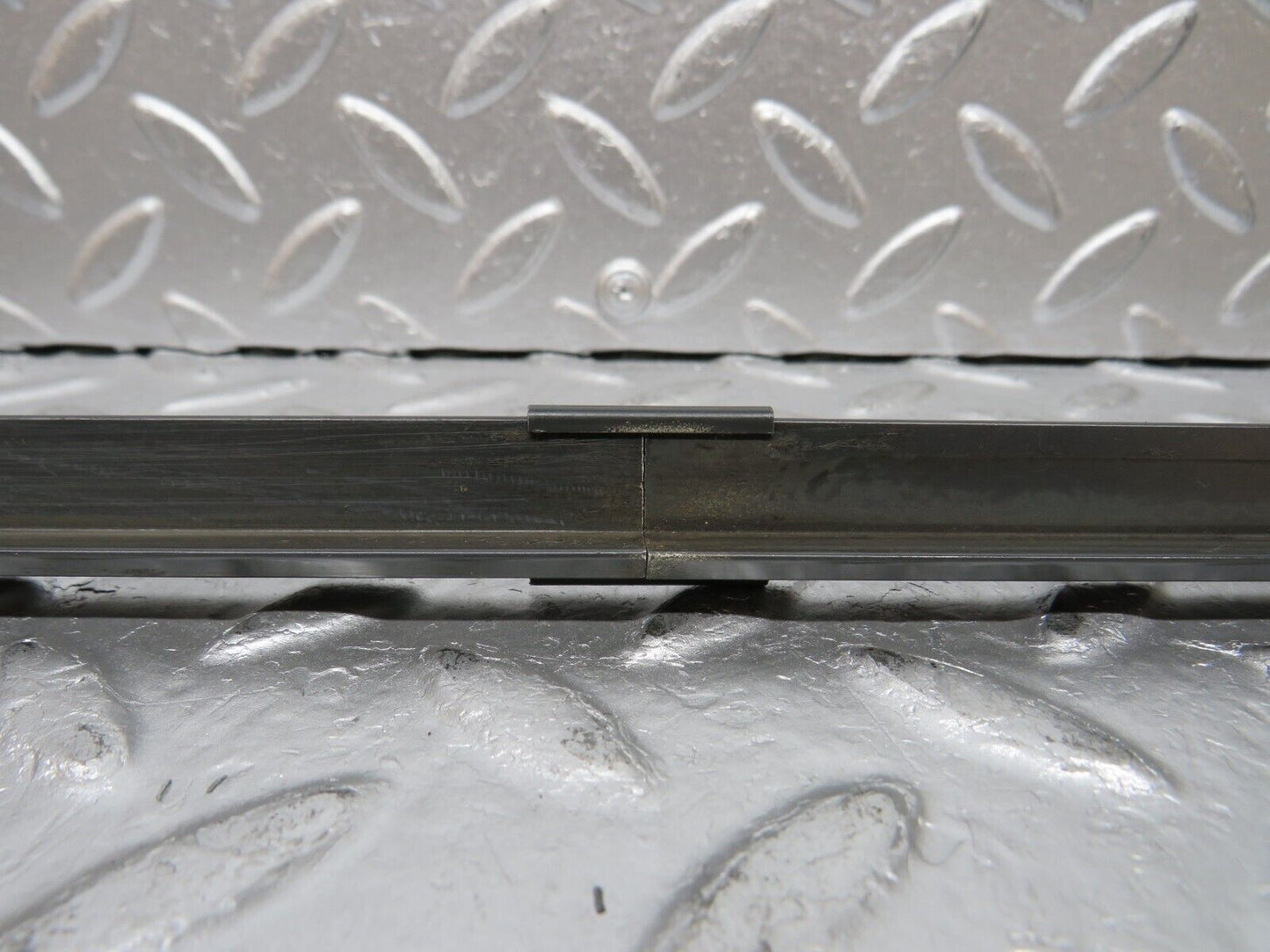 32313 Mercedes-Benz S124 300TE Wagon Tailgate Windscreen Frame