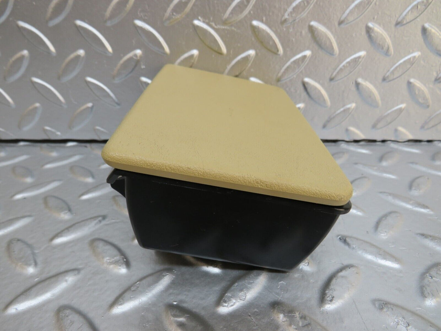 29335 Mercedes-Benz W124 230E Rear Door Ashtray Beige