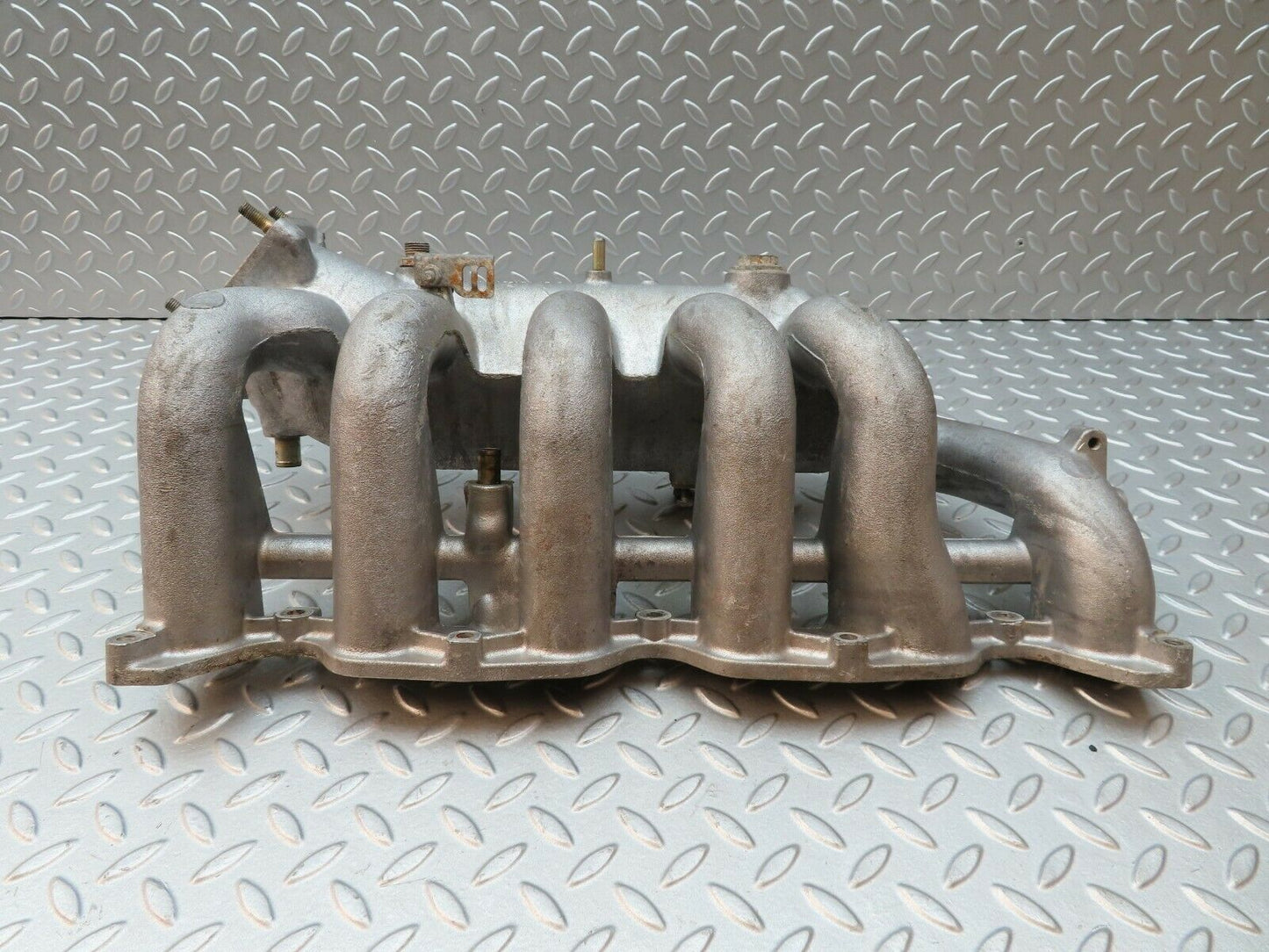 4879 Mercedes-Benz W114 280CE Coupe Intake Manifold 1101411201