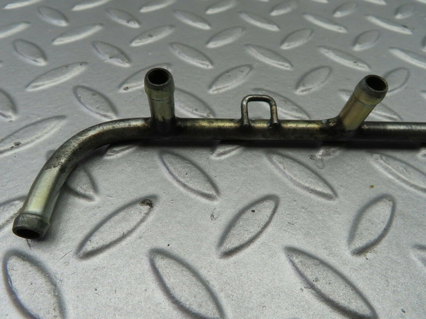 7078 Mercedes-Benz C107 350SLC Coupe Right Side Fuel Injection Pipe