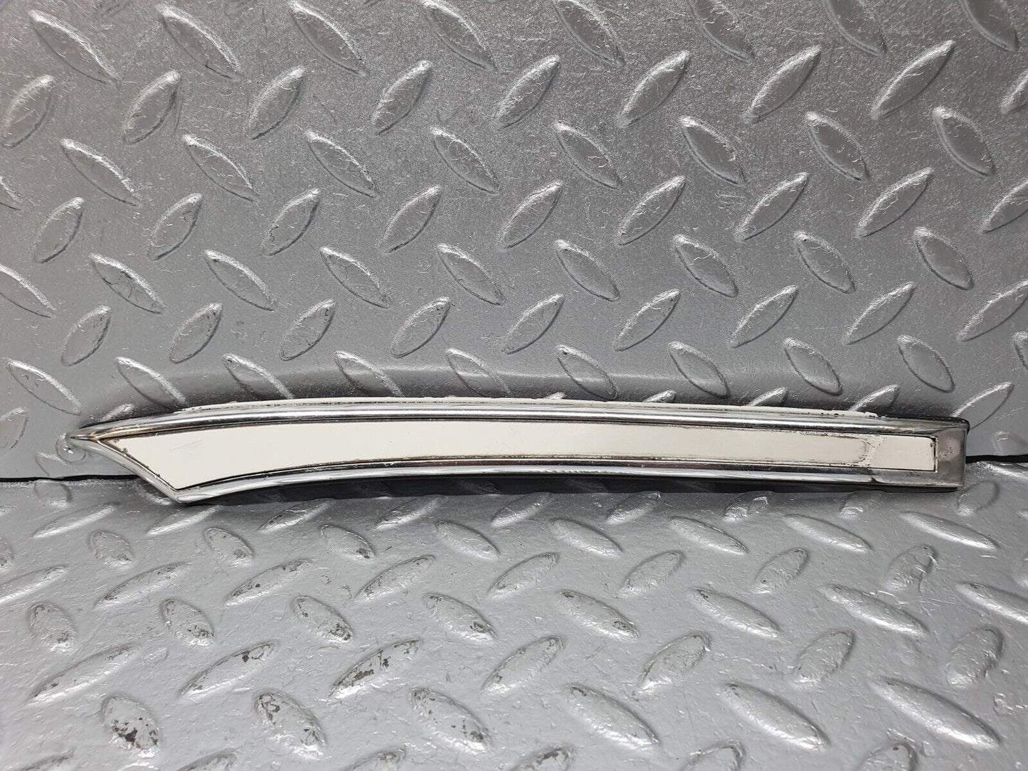 40750 Mercedes-Benz W123 300D C Pillar Exterior Trim Left Side 1236902780
