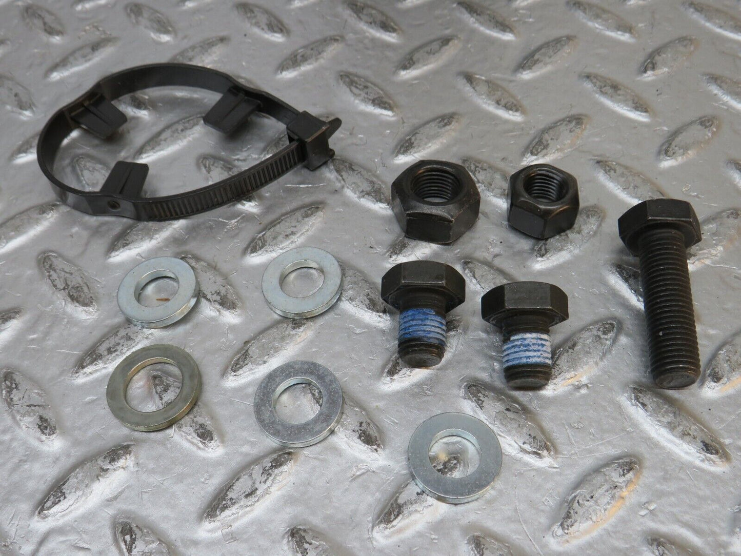31881 Mercedes-Benz W201 190LE 1.8L Shock Absorber Sachs 115071