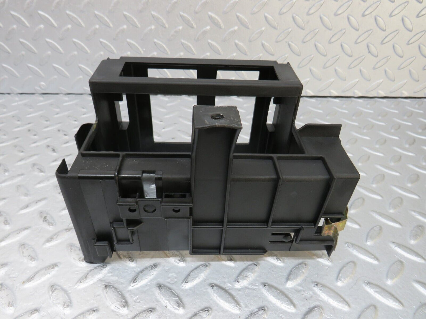 36474 Mercedes-Benz W201 190E 2.0L ECU Bracket 2015461743