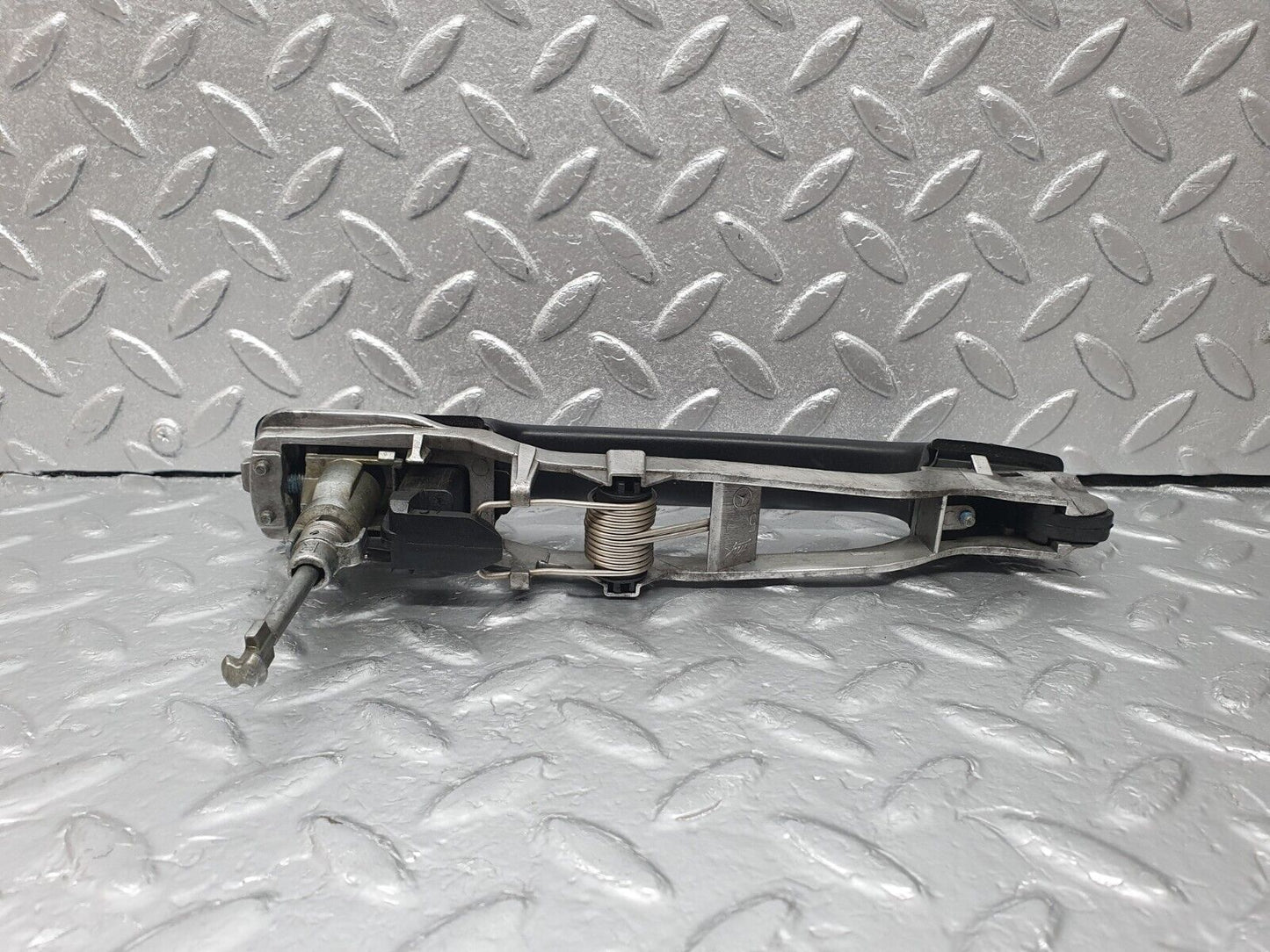 42786 Mercedes-Benz W201 190 Front Right Door Exterior Handle No Key