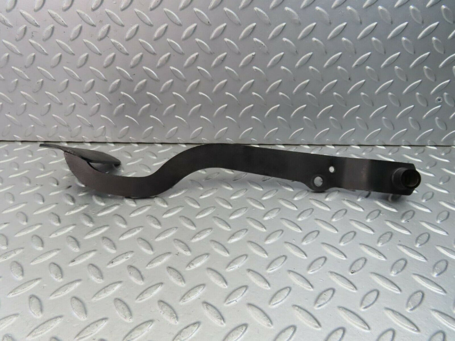 9016 Mercedes-Benz C107 Brake Pedal
