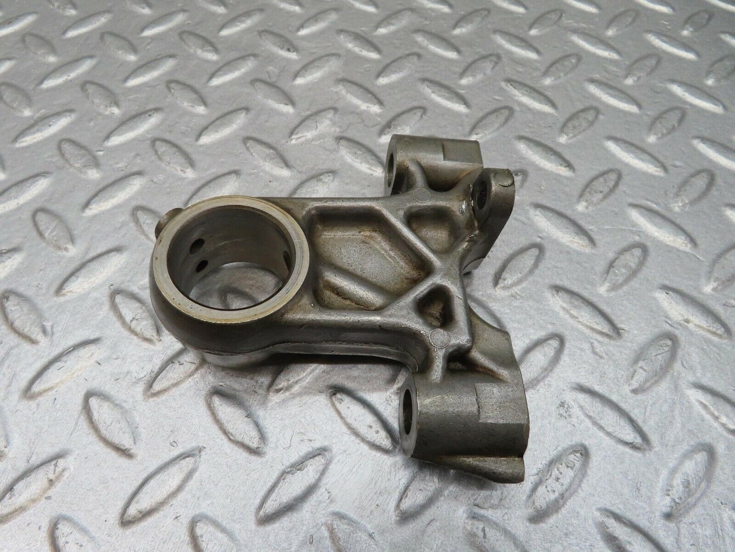12878 Mercedes-Benz W111 220SE Camshaft Tower Bearing 1800515110