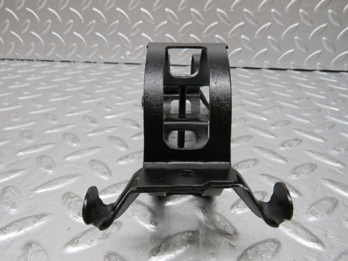 26725 Mercedes-Benz C124 220CE Coupe Fuel Pump Fuel Filter Bracket Holder