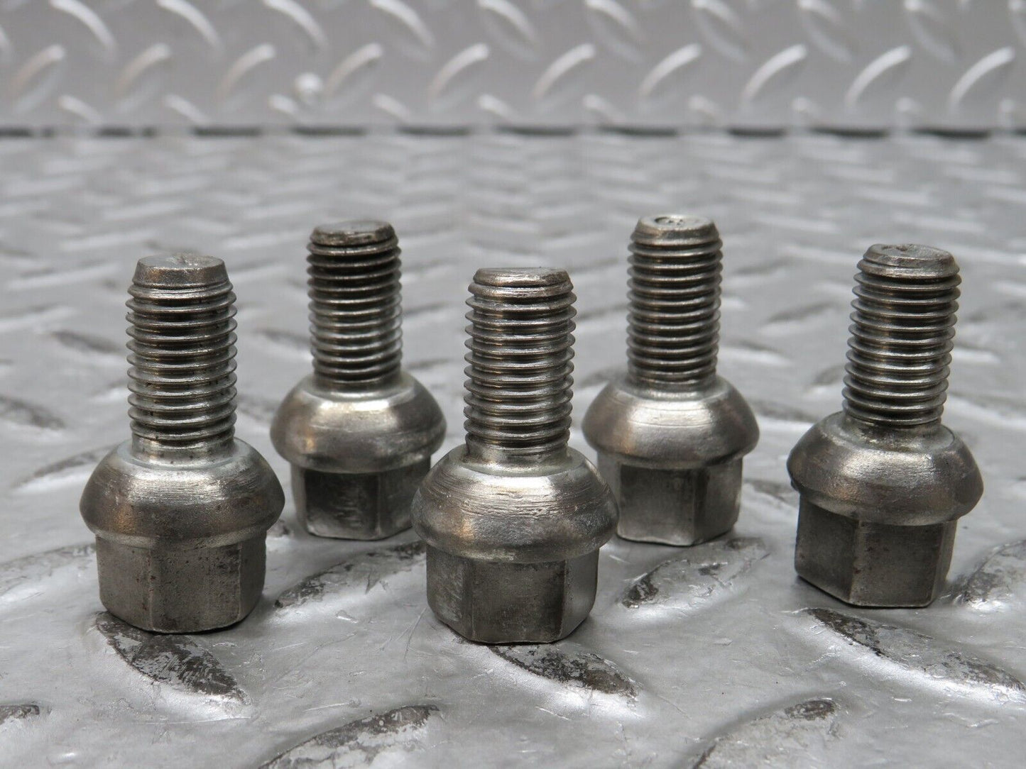 28542 Mercedes-Benz 5x Steel Wheel Lug Bolt M12x1.5