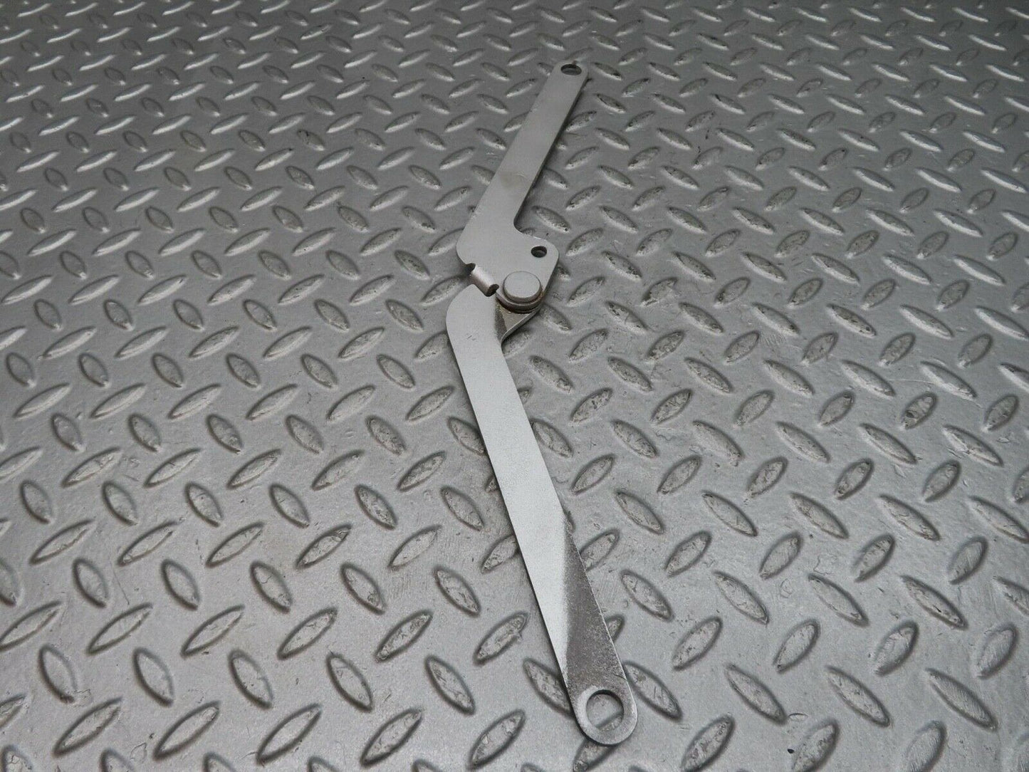 12288 Mercedes-Benz W108 280SE 3.5 Bonnet Hinge Right Side