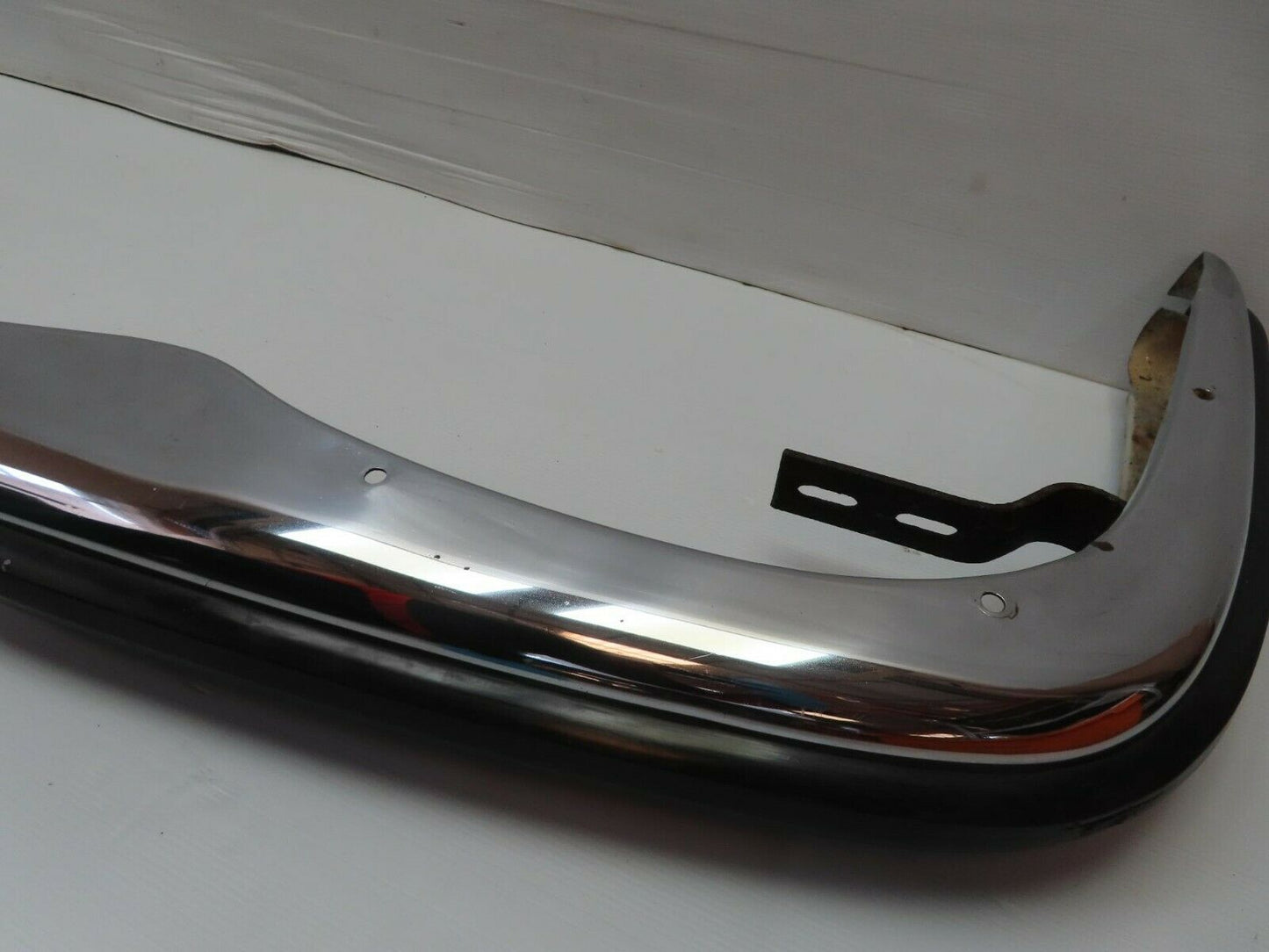 10628 Mercedes-Benz W108 Front Bumper