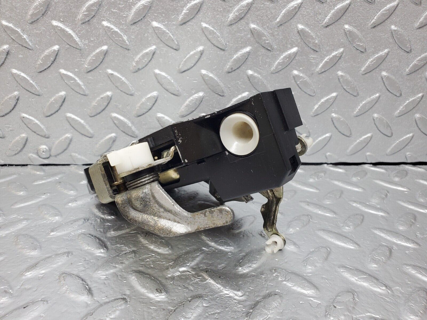 44992 Mercedes-Benz R129 300SL Coupe Right Door Lock Mechanism