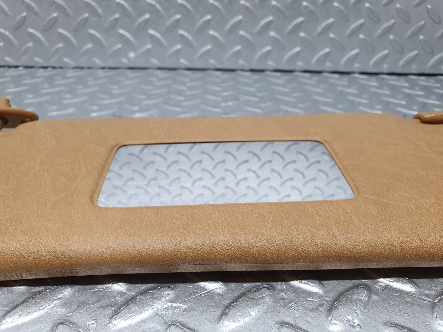 41392 Mercedes-Benz W124 200E Sun Visor Left Side Palomino