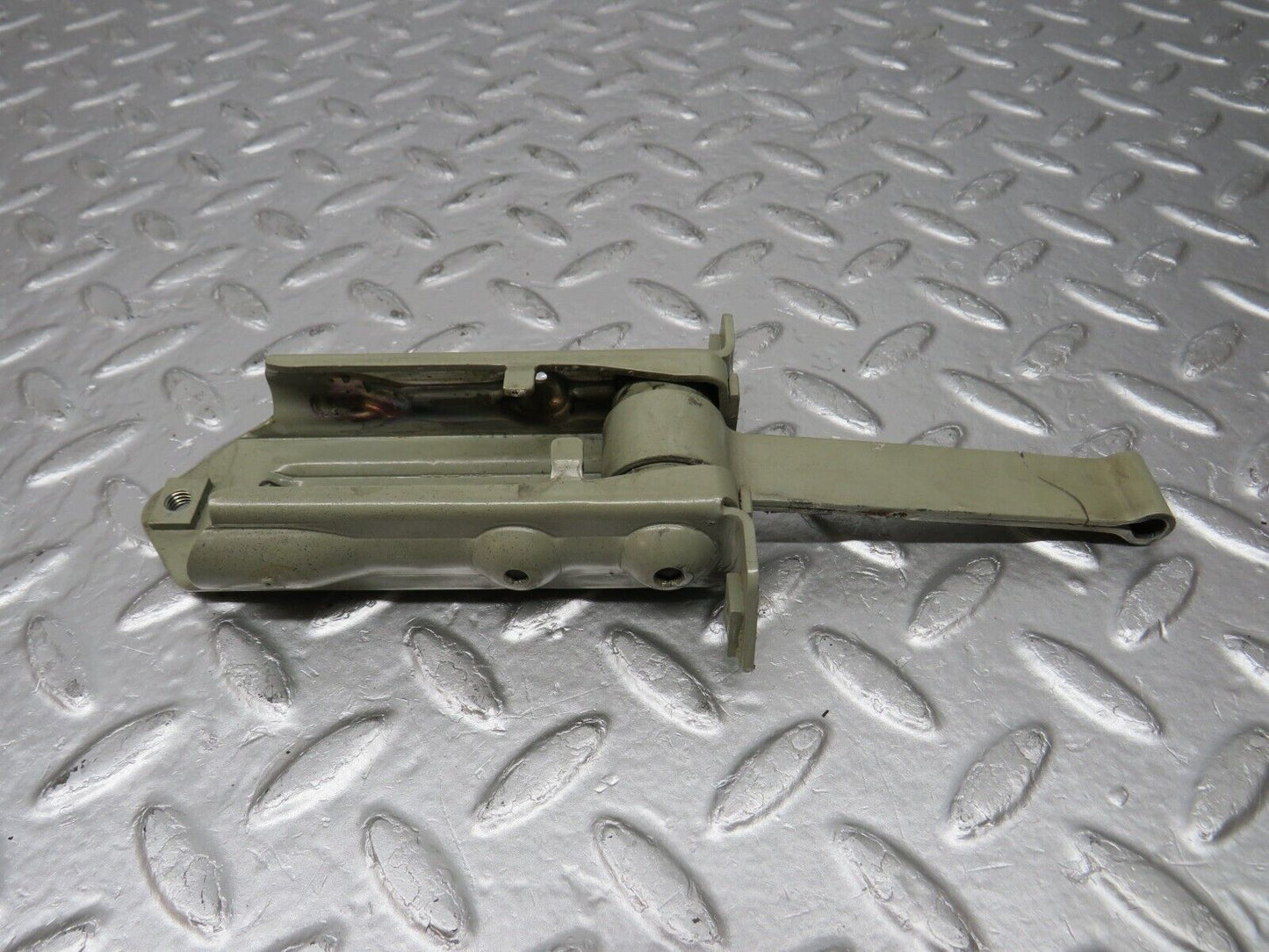 33691 Mercedes-Benz W201 190E 2.0L Door Safety Check Strap