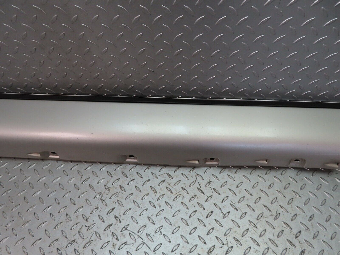 19749 Mercedes-Benz C140 CL420 Coupe Side Skirt Right Side Silver 1406901640