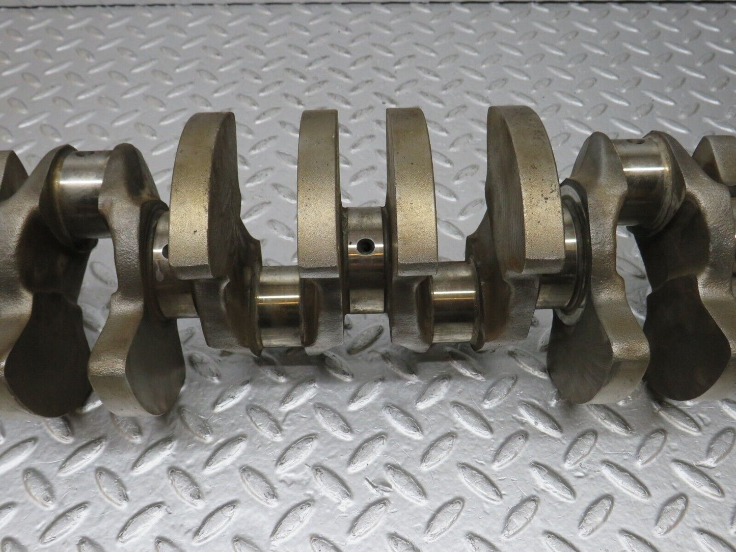 32691 Mercedes-Benz S124 300TE Wagon Crankshaft 103031058