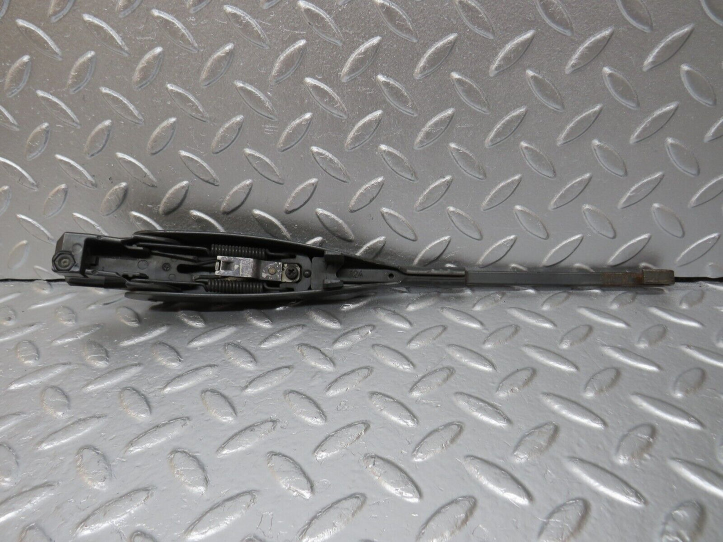 34006 Mercedes-Benz W124 260E Wiper Arm Bosch