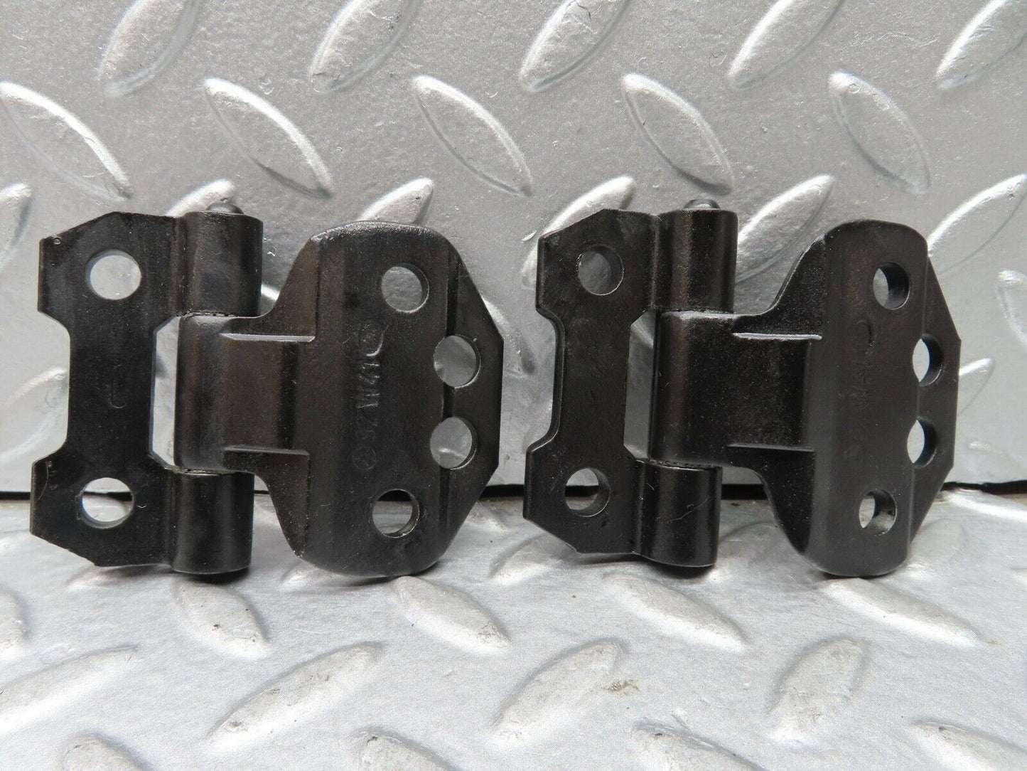 20127 Mercedes-Benz R129 300SL Coupe Left Door Hinges Pair