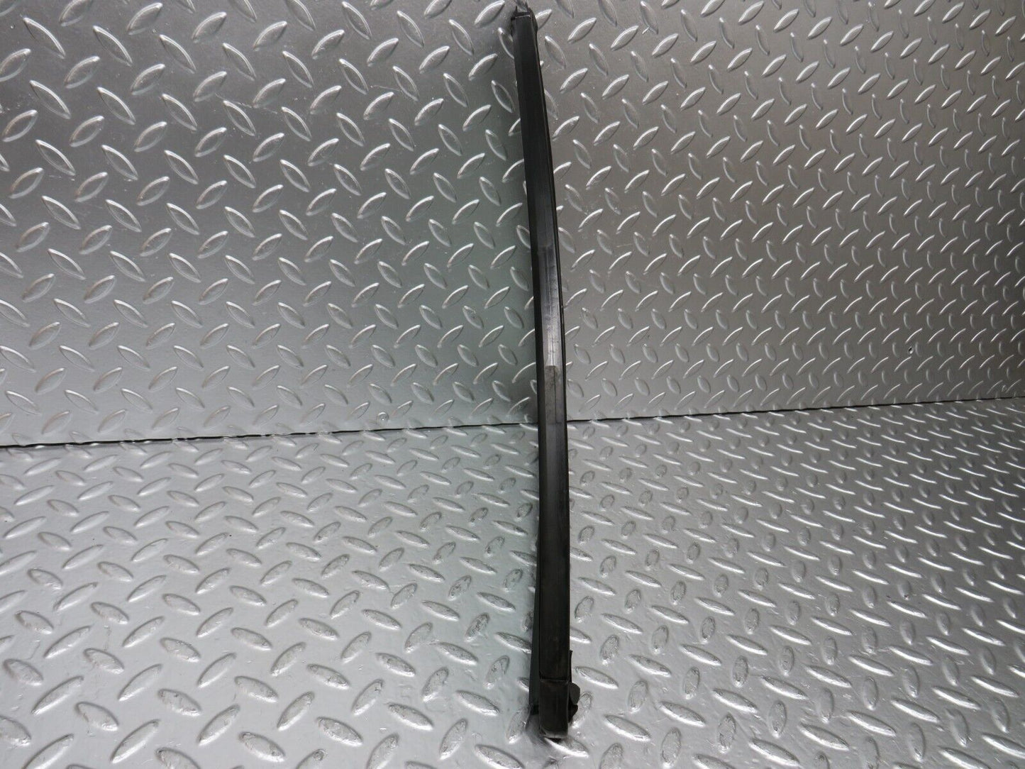 25130 Mercedes-Benz W201 190D Rear Right Quarter Window Glass 2017350624
