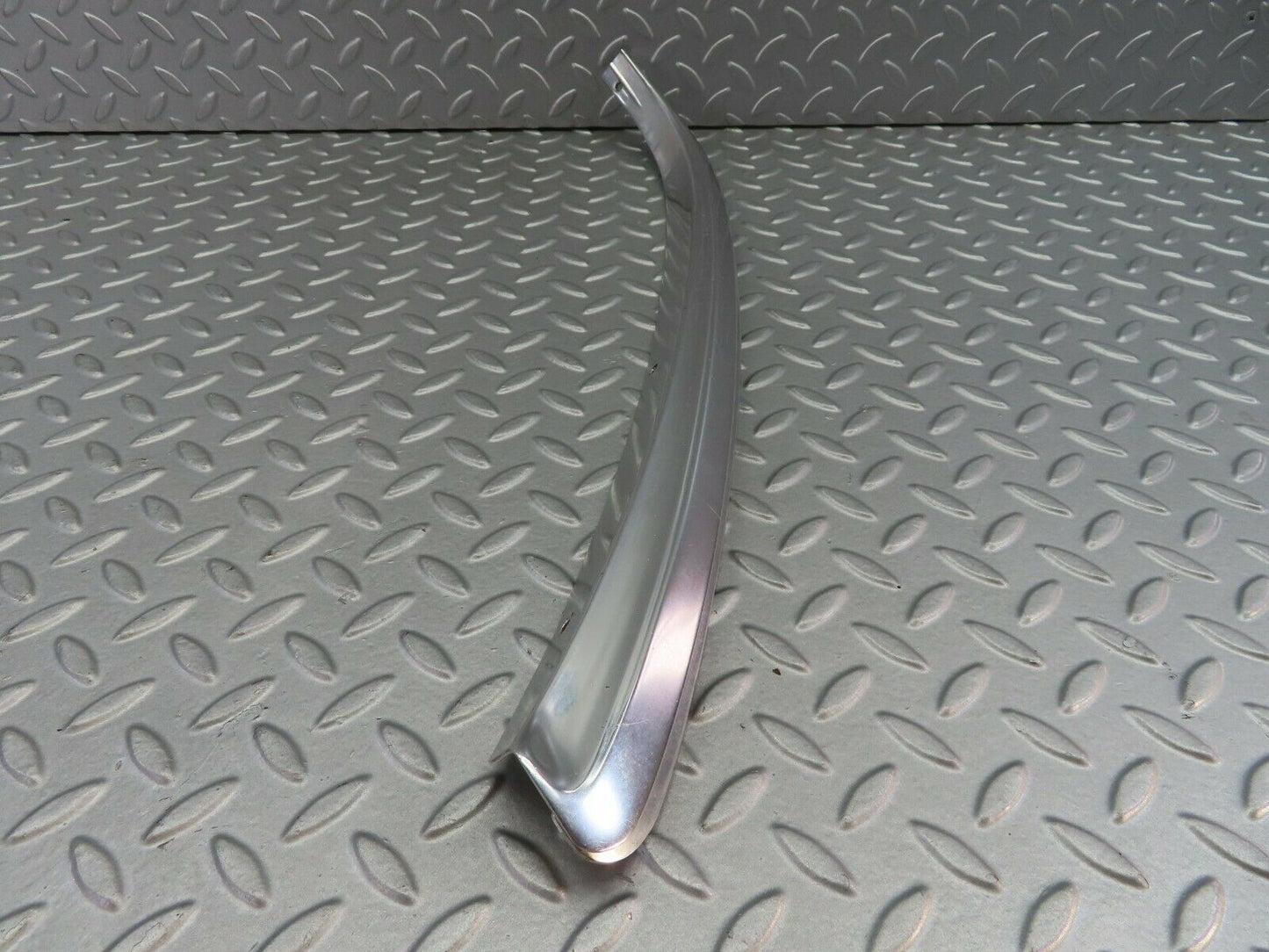 7439 Mercedes-Benz W116 450SE Roof Chrome Moulding Left Side