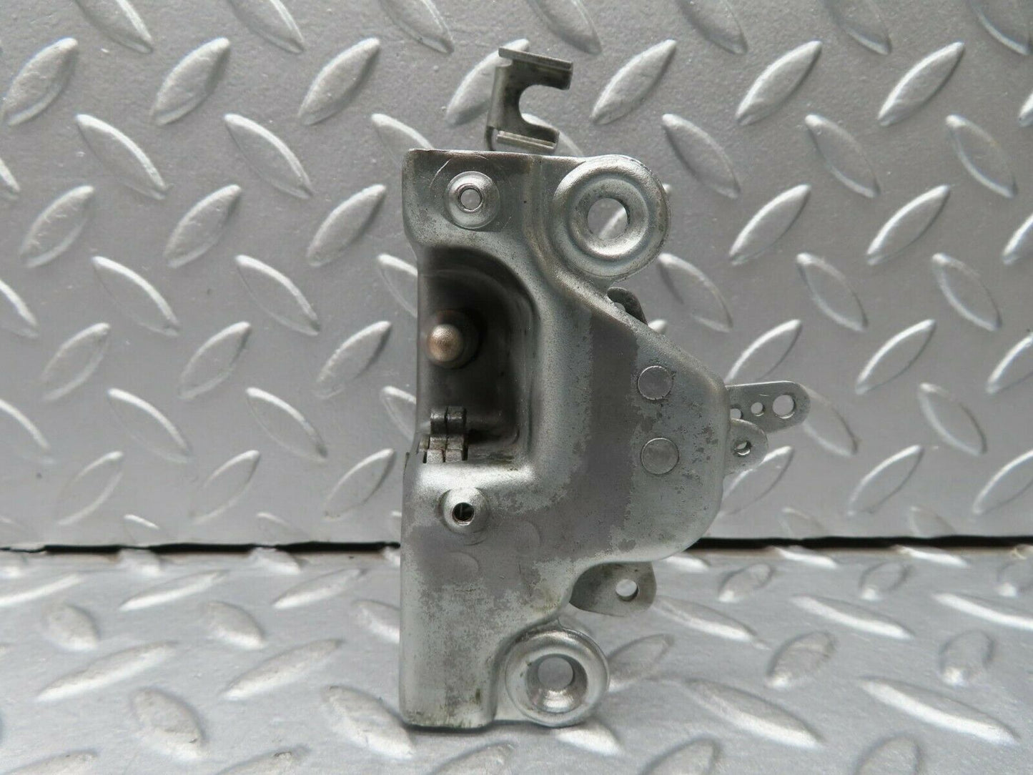 16694 Mercedes-Benz C107 380SLC Left Door Lock Mechanism