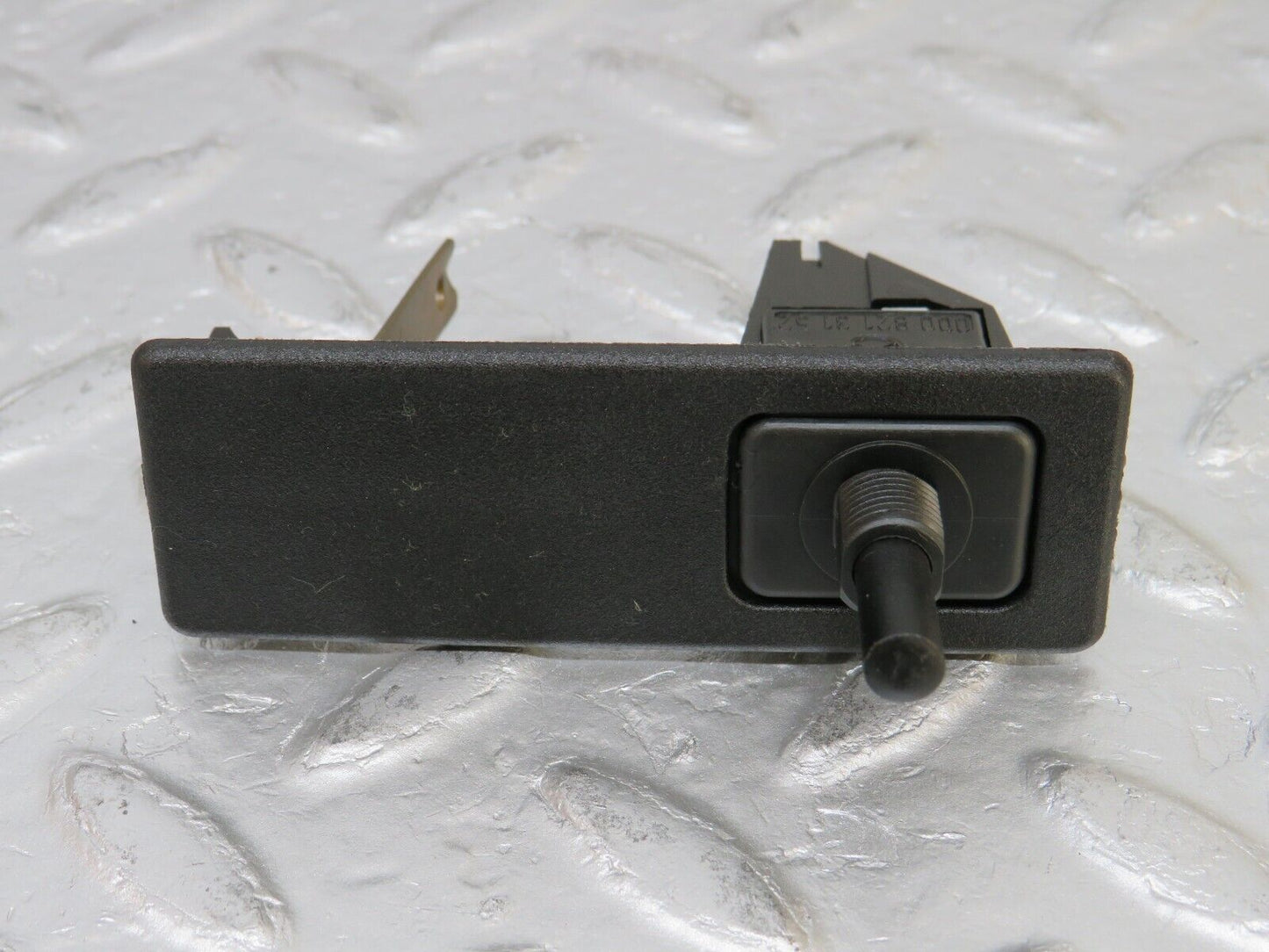 34308 Mercedes-Benz C126 380SEC Trunk Boot Light Switch 1158202511 0008213152