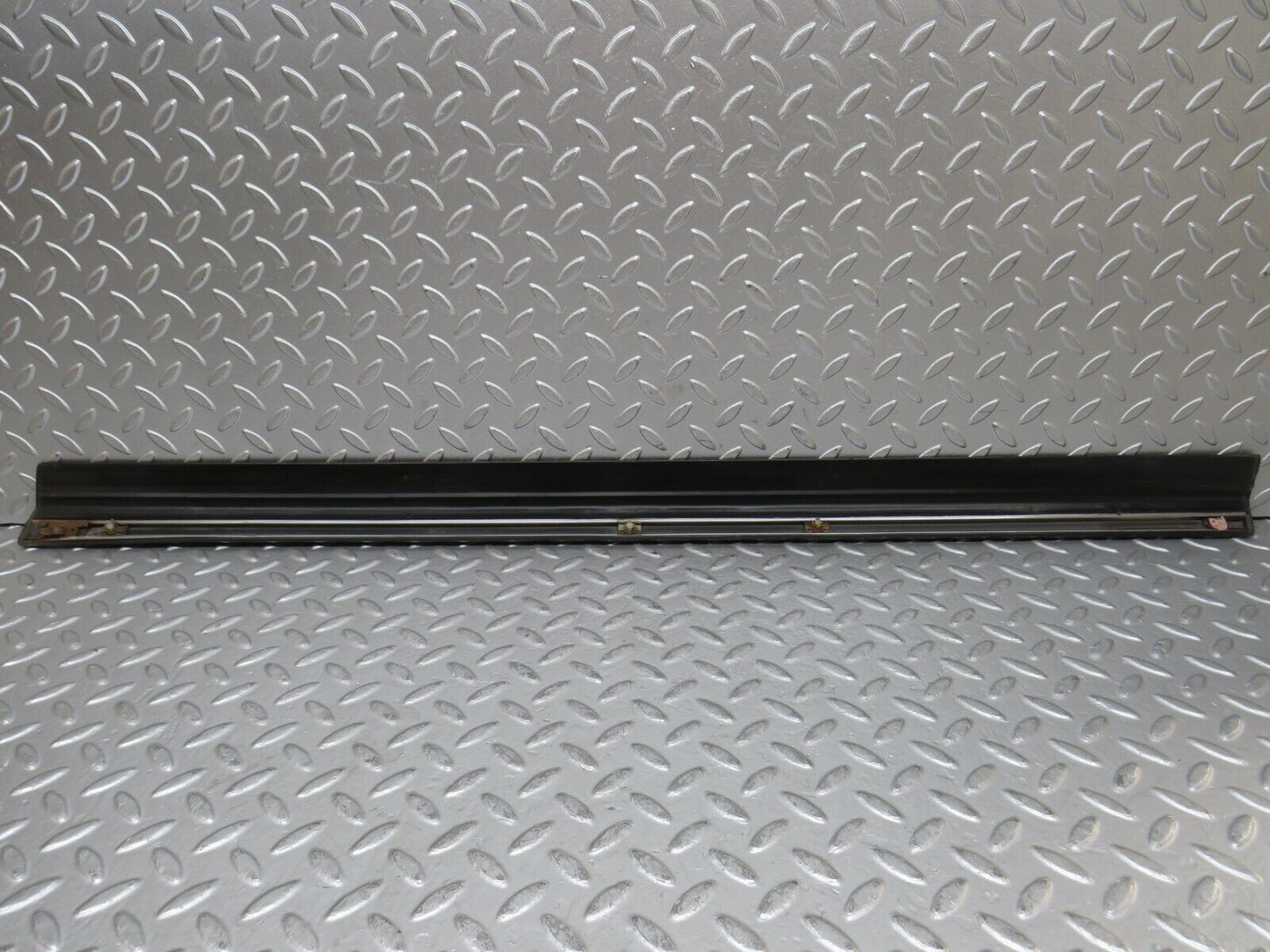 27899 Mercedes-Benz W123 280E Front Left Door Lower Moulding Trim