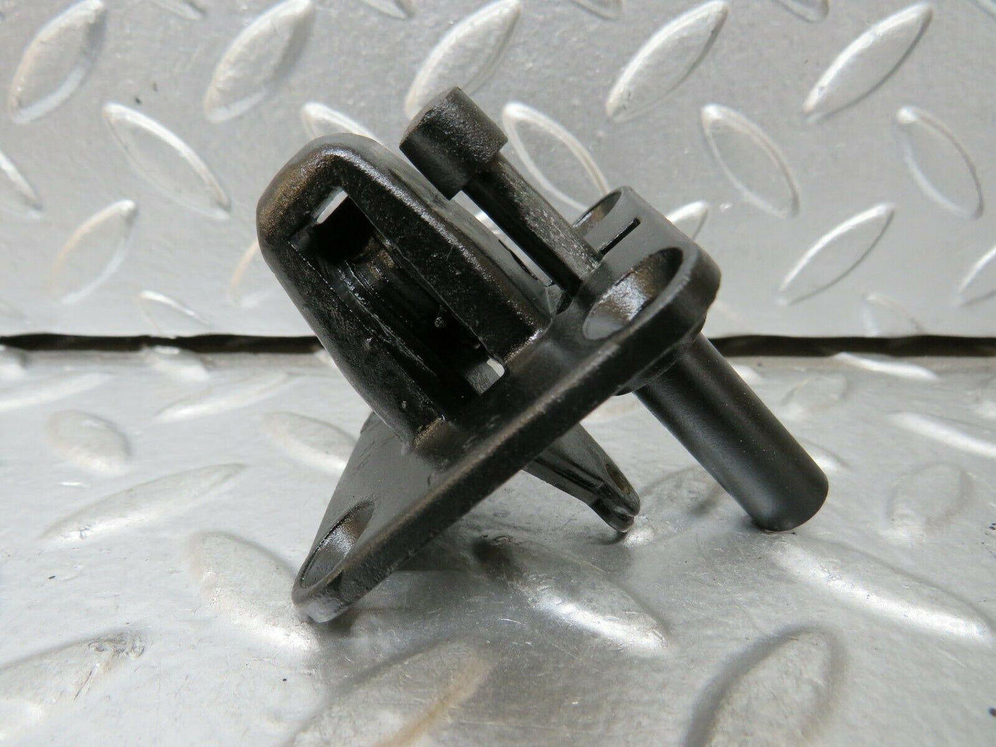 23606 Mercedes-Benz W114 280E Bonnet Lock Catch
