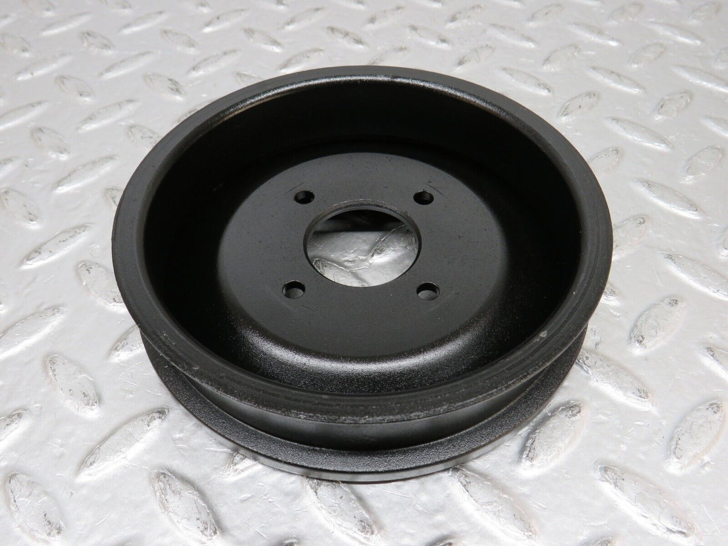 32658 Mercedes-Benz S124 300TE Wagon Engine Cooling Fan Pulley 1032050210