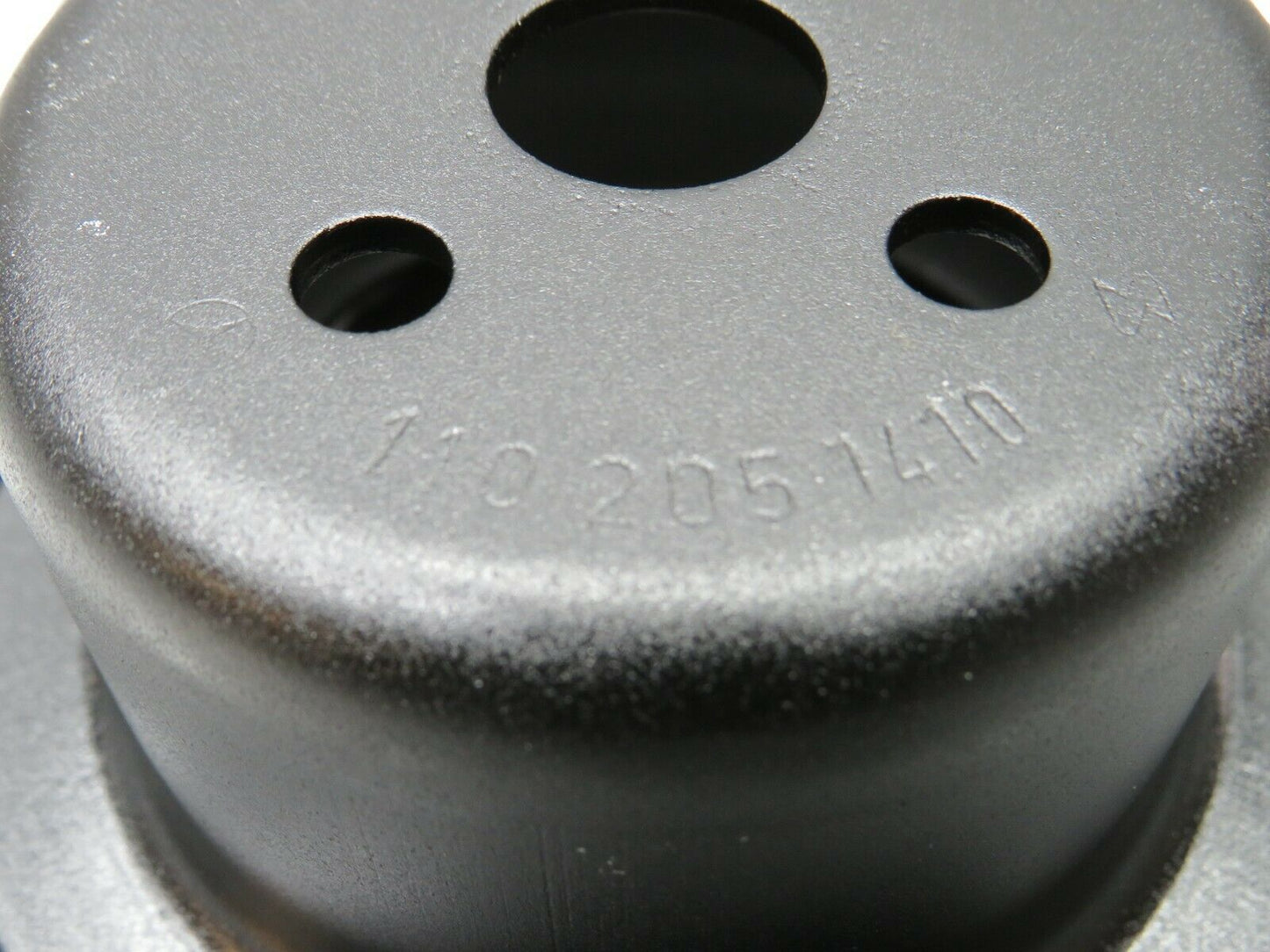 22159 Mercedes-Benz S123 280TE Wagon Water Pump Pulley 1102051410