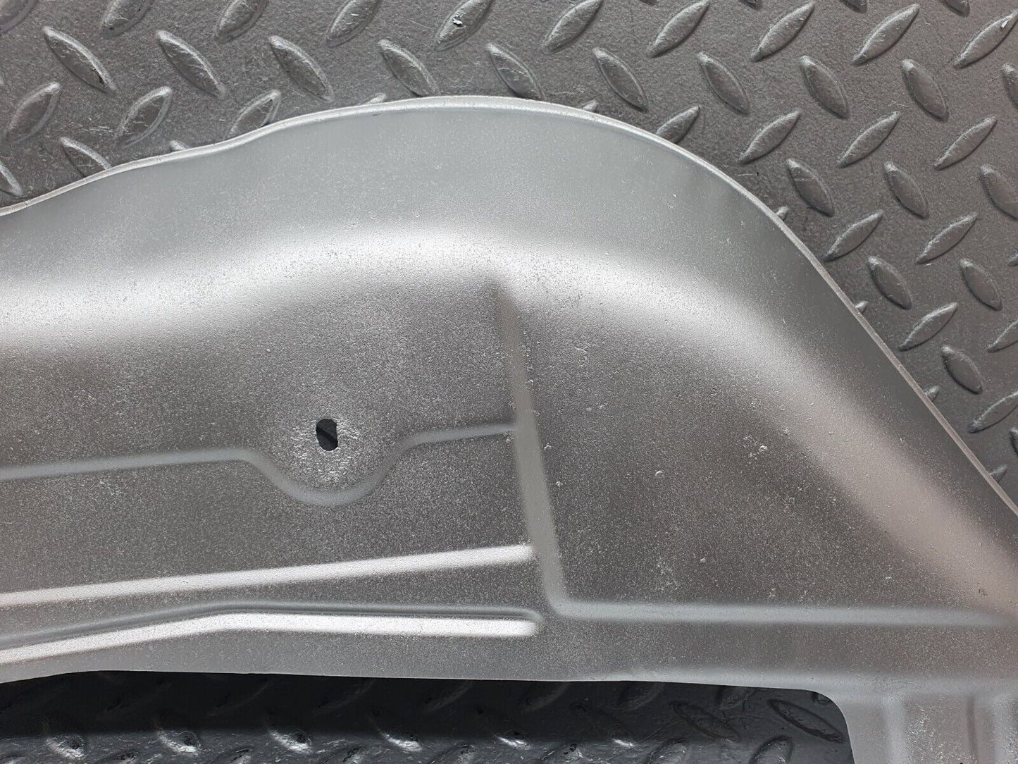 41428 Mercedes-Benz W124 200E Exhaust Heat Shield