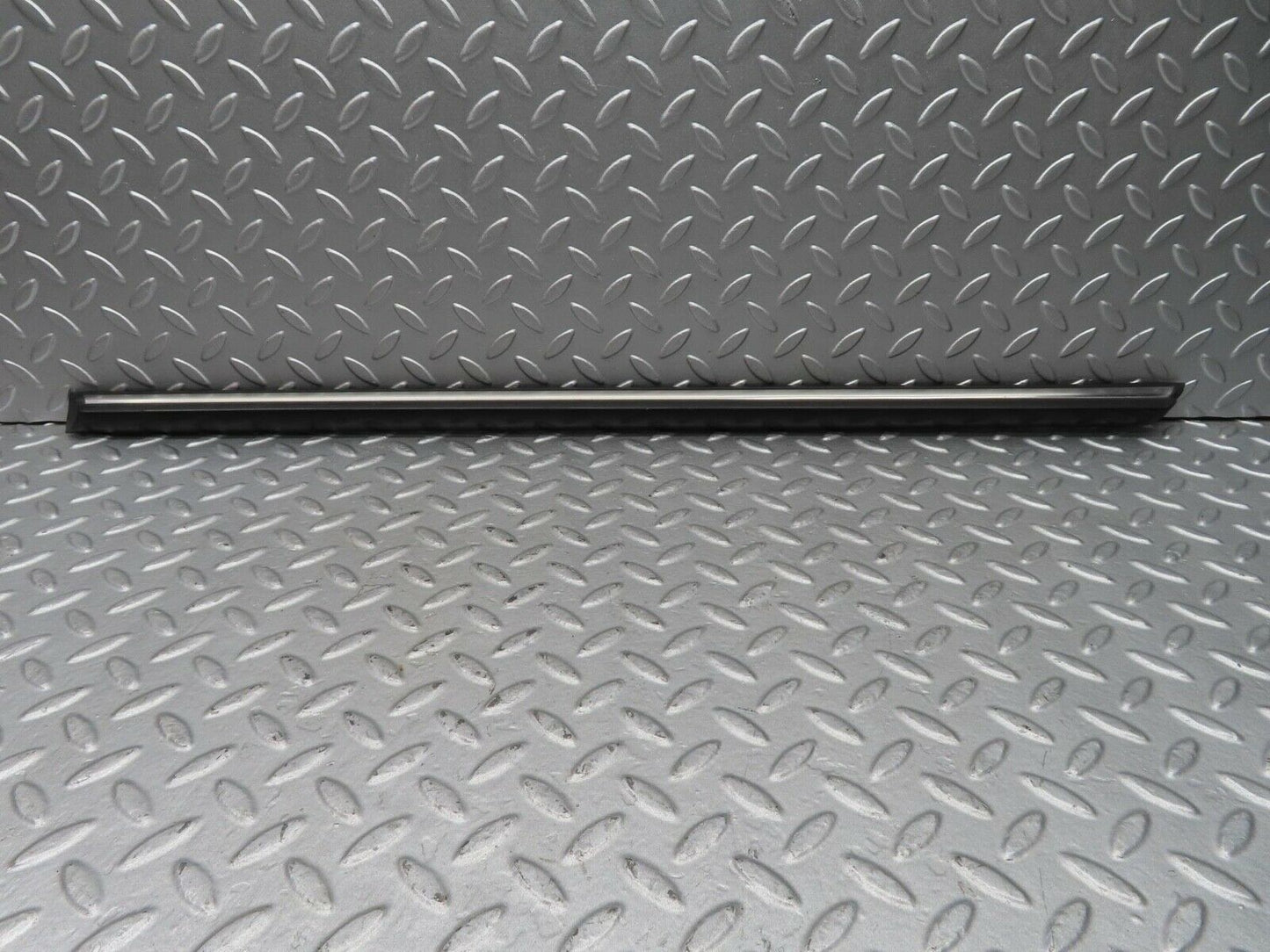 14492 Mercedes-Benz W116 350SE Rear Left Door Centre Moulding Trim