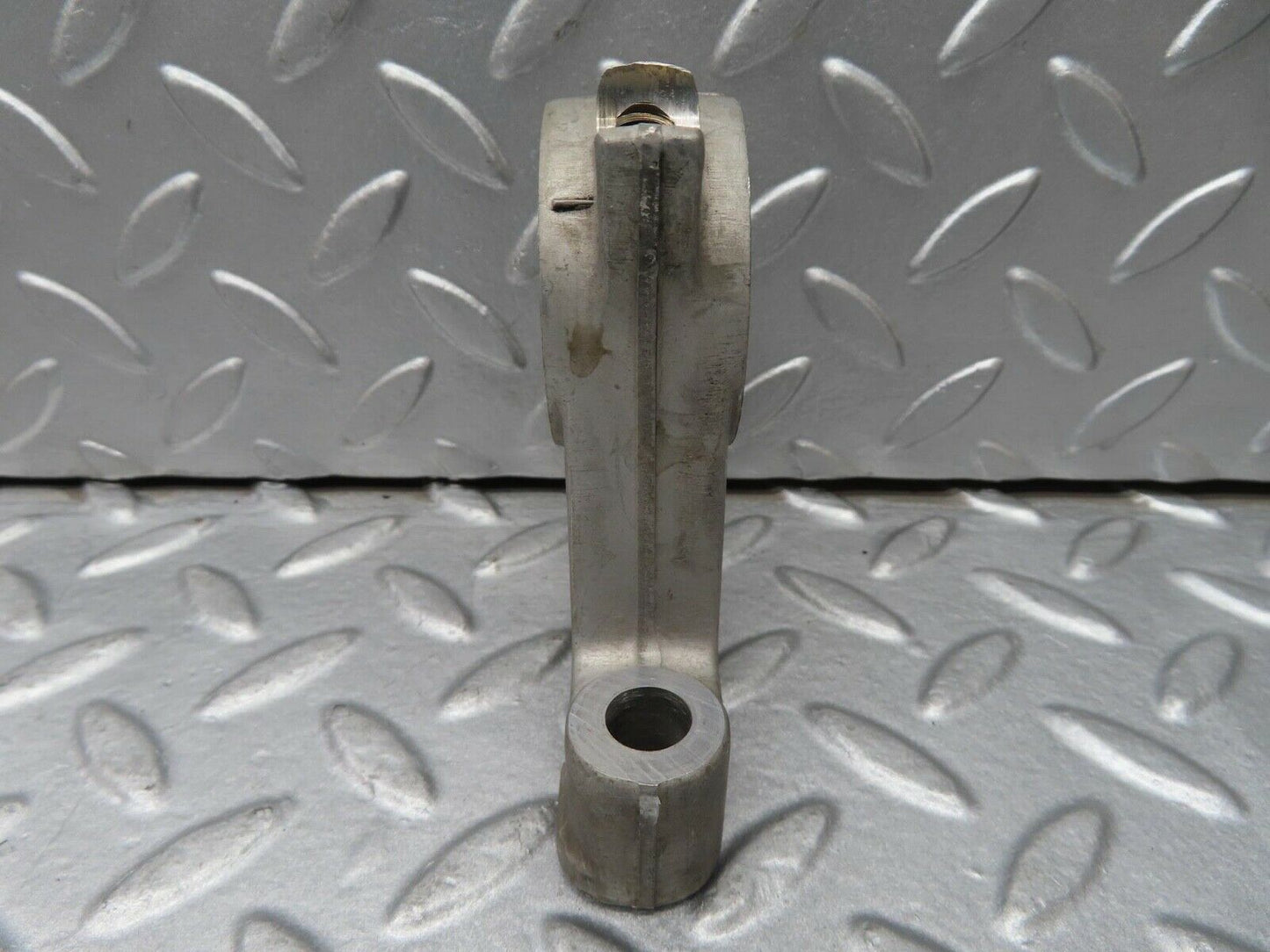 16548 Mercedes-Benz C107 350SLC Coupe Camshaft Tower Bearing 1160511810