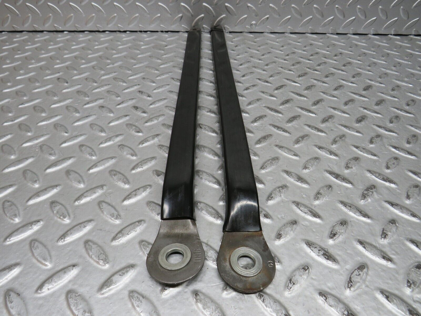 29087 Mercedes-Benz C124 320CE Coupe Seat Belt Runner Pair