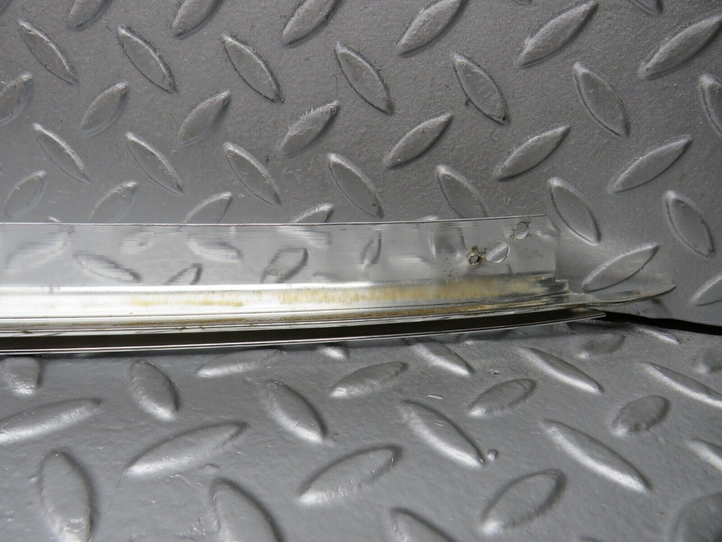 39862 Mercedes-Benz R107 350SL Hardtop Chrome Trim Right Side