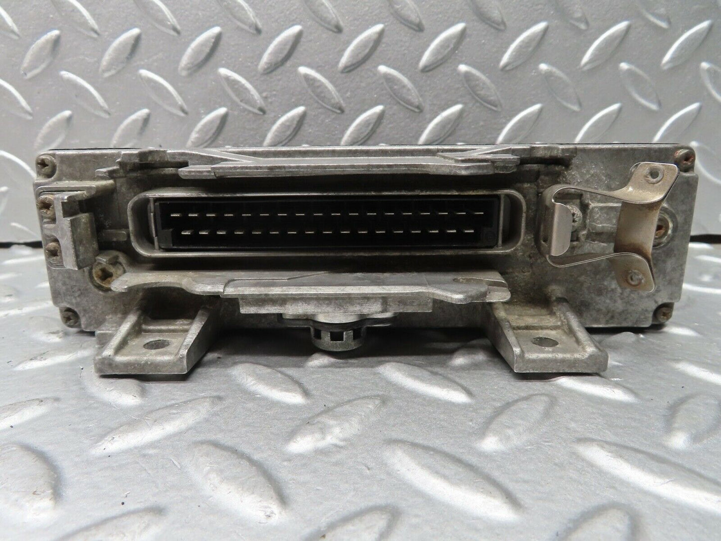 21555 Mercedes-Benz W126 300SE Abs Control Unit Bosch 0055452132