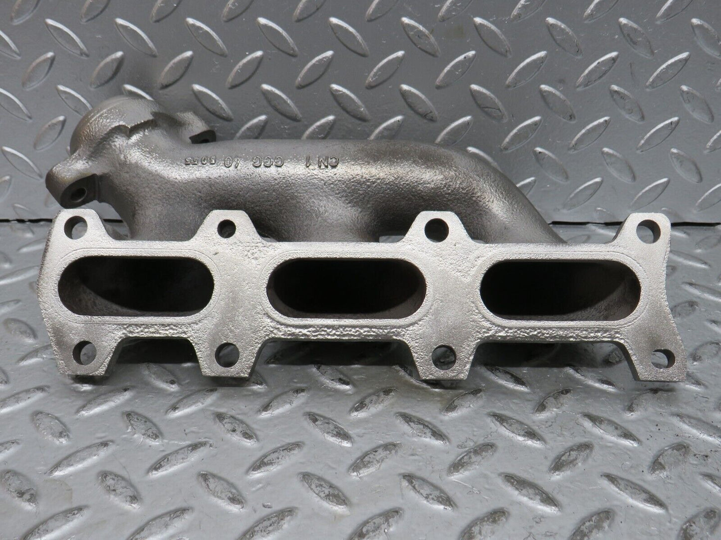 27680 Mercedes-Benz S124 300TE Wagon Exhaust Manifold Cylinder 4-6 6061420802