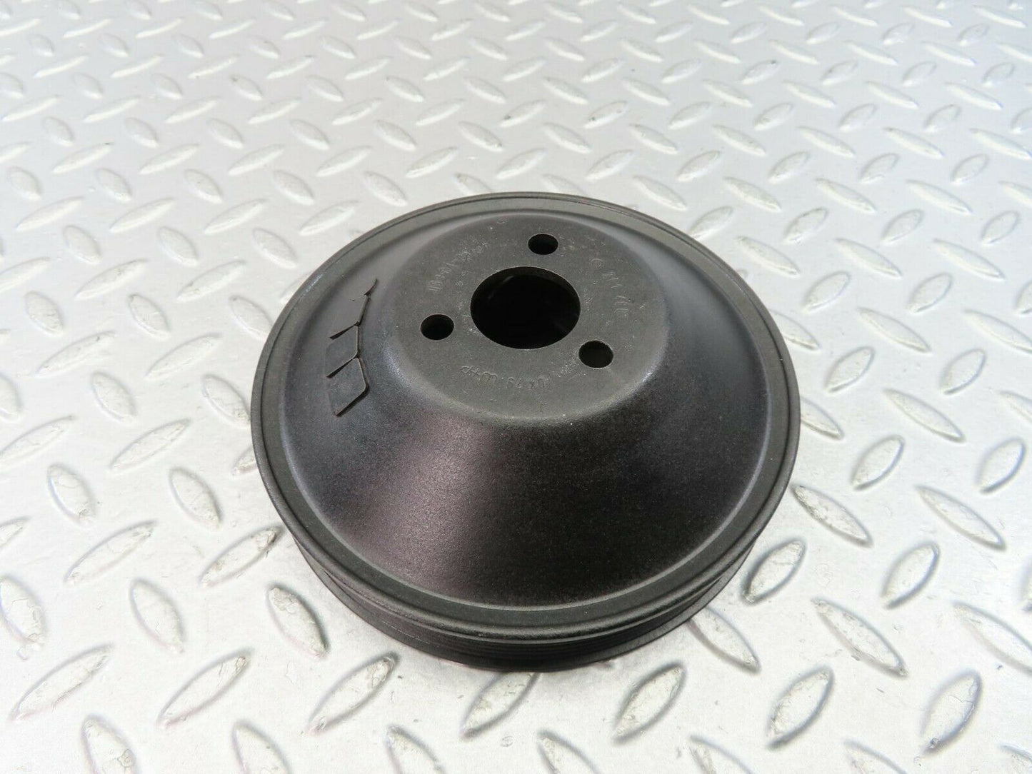 9084 Mercedes-Benz W201 Steering Pump Pulley 2014600479